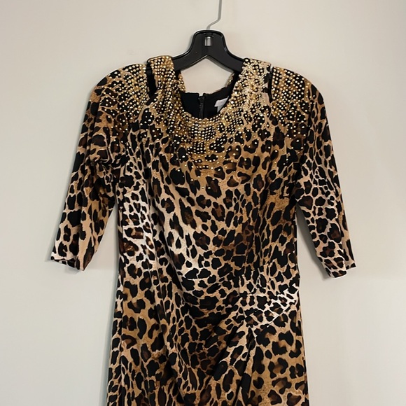 Cache - Picture 3 of 6